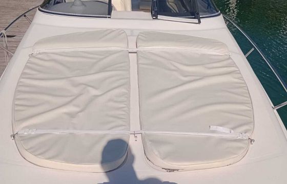Motorboat Runner Runner 380 220hp