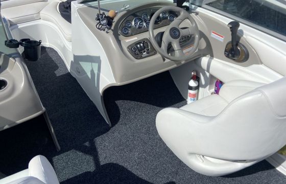 Motorboat Crownline 206 LS 260hp