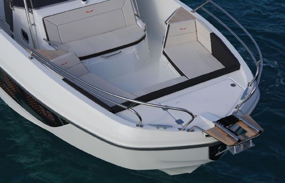Motorboat Beneteau Flyer 8.8 400hp