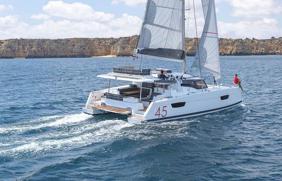 Catamaran Fountaine Pajot Fountaine Pajot Elba 45 - 4 cab. 13.45m