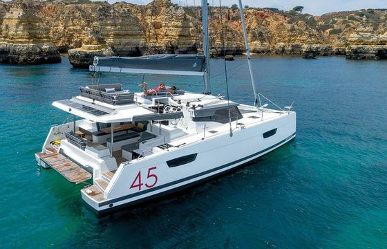 Catamaran Fountaine Pajot Fountaine Pajot Elba 45 - 4 cab. 13.45m