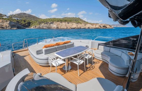 Motor yacht Mangusta 92 4000hp