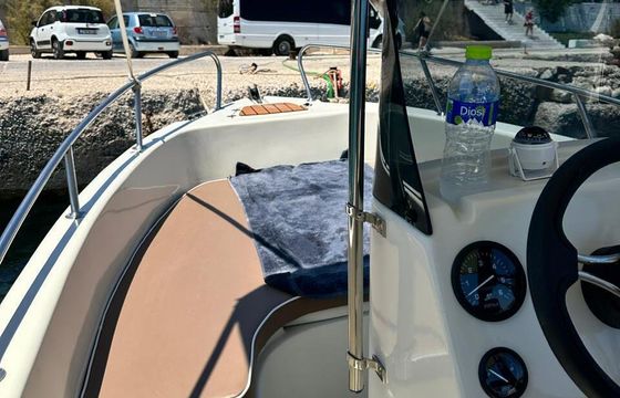 Motorboat Karel Paxos 2025 30hp