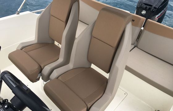 Motorboat Quicksilver 605 Activ Open 115hp