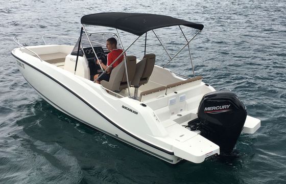 Motorboat Quicksilver 605 Activ Open 115hp