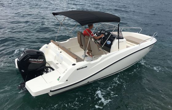 Motorboat Quicksilver 605 Activ Open 115hp