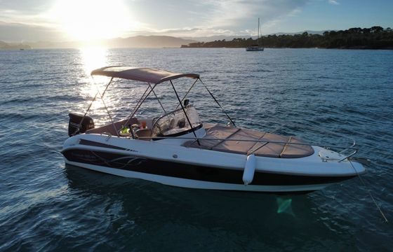 Motorboat Polyesteryacht Titanium650 140hp