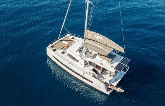 Catamaran Catana Group Bali 4.6 - 5 + 1 cab. 14m