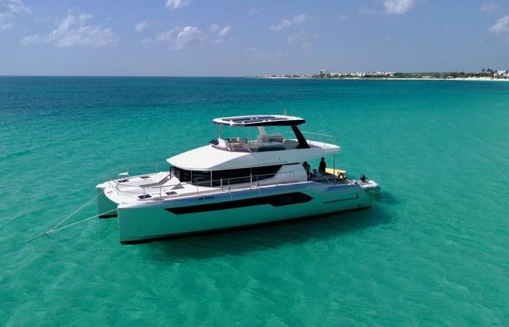 Motorboat Robertson &amp; Caine leopard 53 640hp