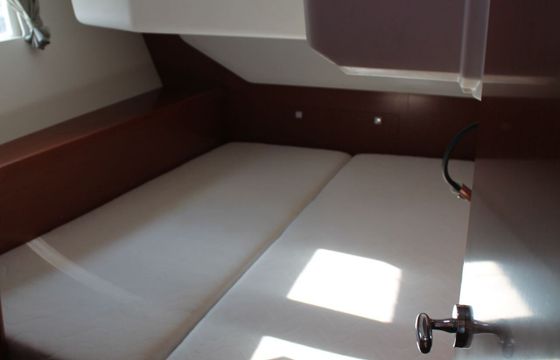 Sailboat BENETEAU 45 13.85m