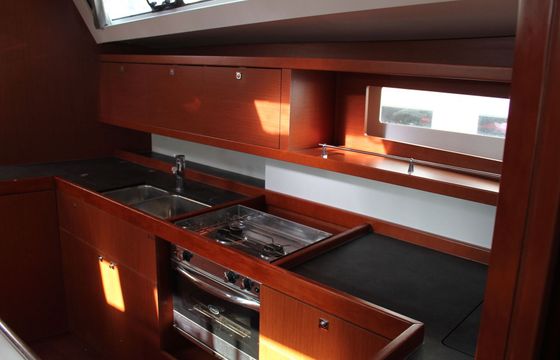 Sailboat BENETEAU 45 13.85m