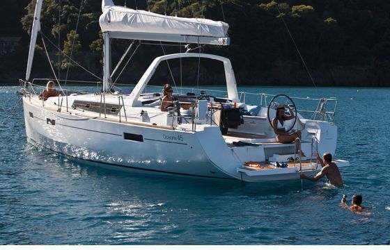 Sailboat BENETEAU 45 13.85m
