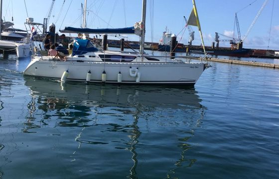 Sailboat JEANNEAU SUN LIBERTY 34 9.98m