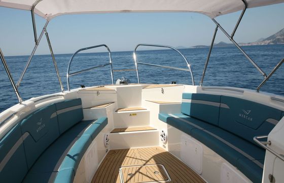 Motorboat Mercan Yachting Excursion 34 320hp