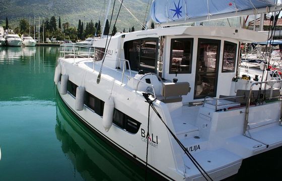 Catamaran Catana Group Bali Catsmart - 4 + 1 cab. 12m