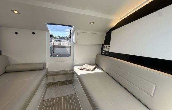 RIB VANDUTCH VANDUTCH 32 560hp