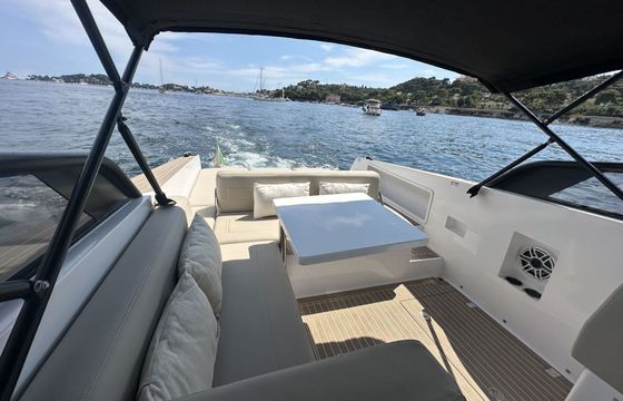 RIB VANDUTCH VANDUTCH 32 560hp