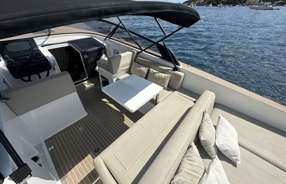 RIB VANDUTCH VANDUTCH 32 560hp