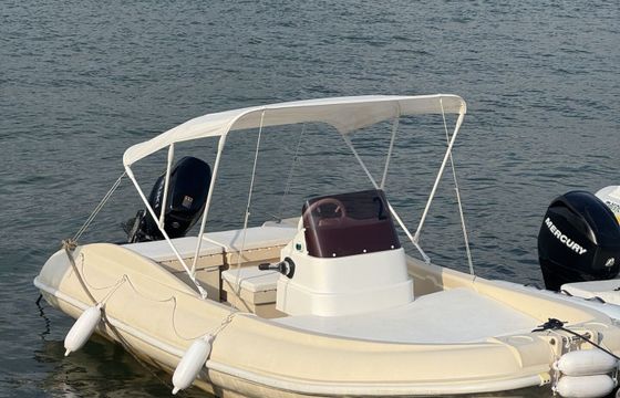 Motorboat Maeco Fenice500 40hp