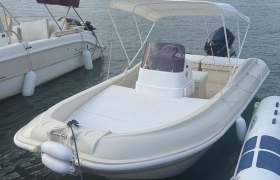 Motorboat Maeco Fenice500 40hp