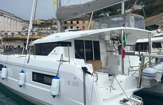 Catamaran Lagoon 38 13m
