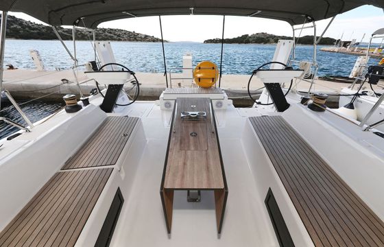 Sailboat Dufour Yachts Dufour 470 - 5 cab. 14m