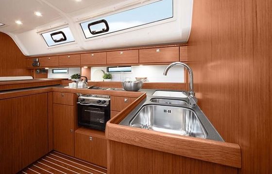 Sailboat Bavaria Cruiser 51 14.99m