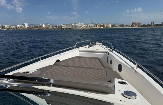 Motorboat Axopar 37 Suntop 600hp