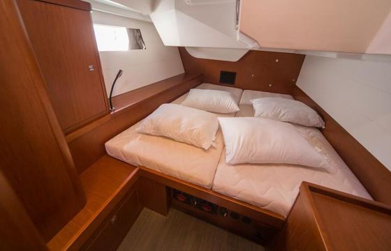 Sailboat Bénéteau Oceanis 48 - 5 cab. 14.6m