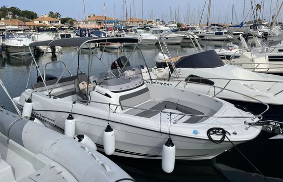 Motorboat Jeanneau Cap Camarat 6.5 Cc 150hp