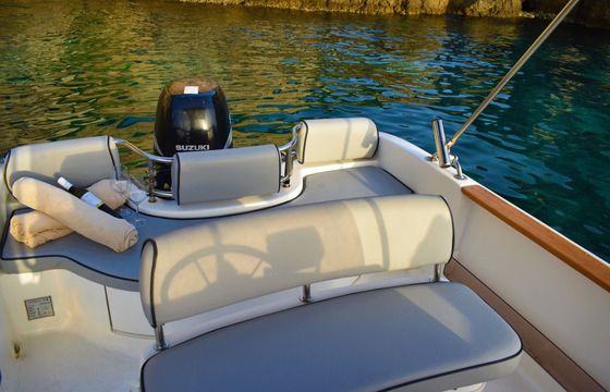 Motorboat SAVER 550 OPEN 115hp