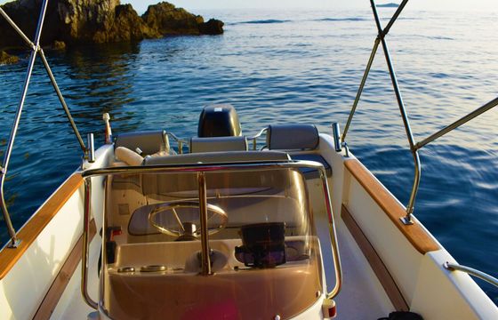 Motorboat SAVER 550 OPEN 115hp