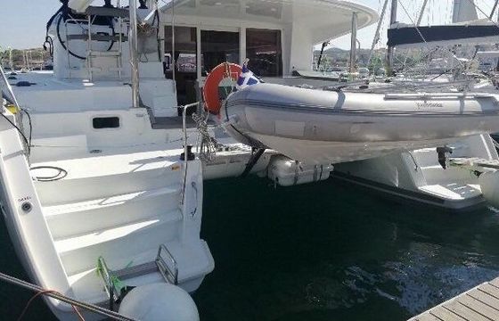 Catamaran LAGOON 400 S2 11.97m