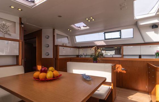 Sailboat Beneteau Sense 55 17.2m