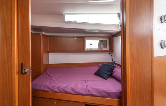 Sailboat Beneteau Sense 55 17.2m