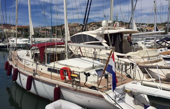 Sailboat Amel Supermaramu 52 16m