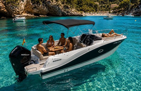 Motorboat Quicksilver Activ 755 Sundeck 250hp
