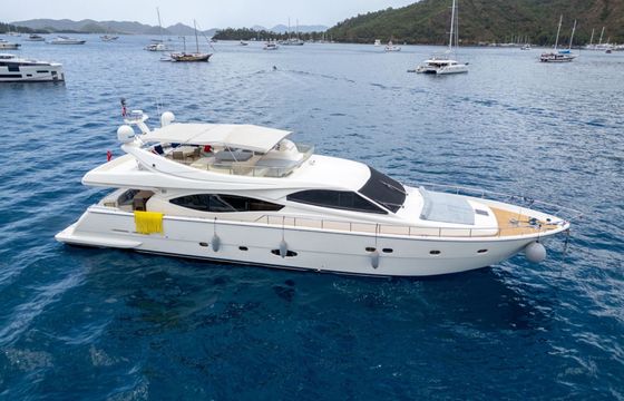 Motor yacht Ferretti 760 6000hp