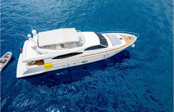 Motor yacht Ferretti 760 6000hp