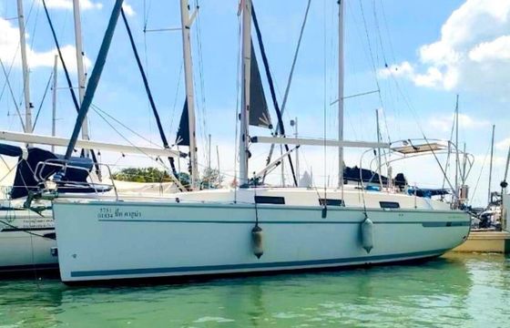 Sailboat Bavaria Bavaria 32 Cruiser 9.99m