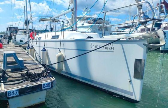 Sailboat Bavaria Bavaria 32 Cruiser 9.99m