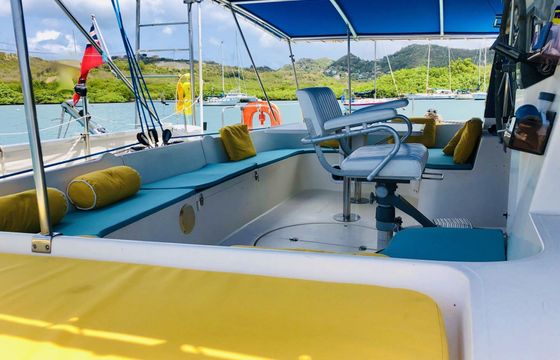 Catamaran Fountaine Pajot Venezia 42 12.8m