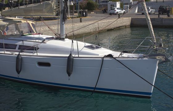 Sailboat Jeanneau Sun Odyssey 36i 10.94m