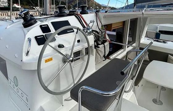 Catamaran Lagoon 400 12.2m