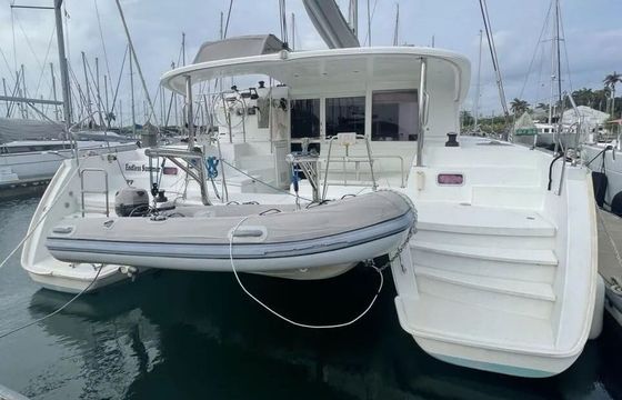 Catamaran Lagoon 400 12.2m