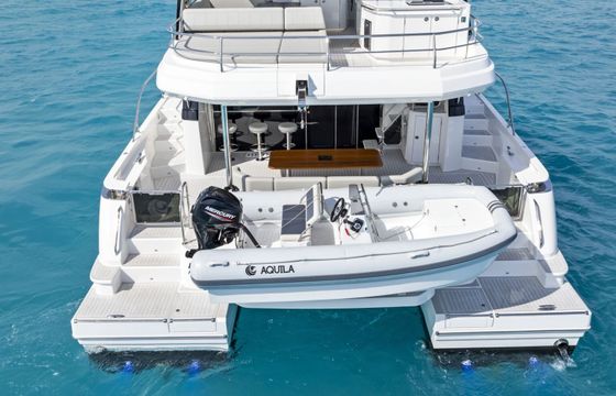 Motorboat Aquila 50 Yacht 760hp