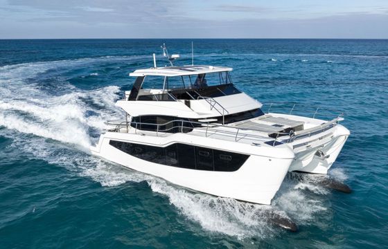 Motorboat Aquila 50 Yacht 760hp