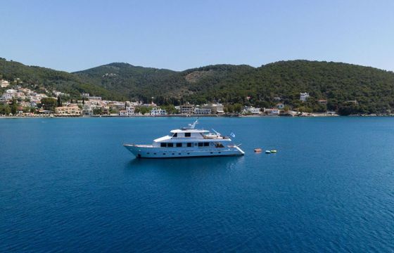 Motor yacht Perama Shipyards 102 Elena 2000hp