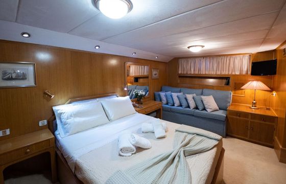 Motor yacht Perama Shipyards 102 Elena 2000hp
