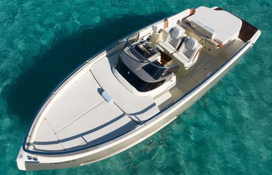 Motorboat Invictus 280GT 350hp